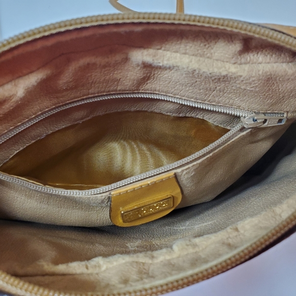 Vintage Gucci Crossbody bag - Picture 7 of 10